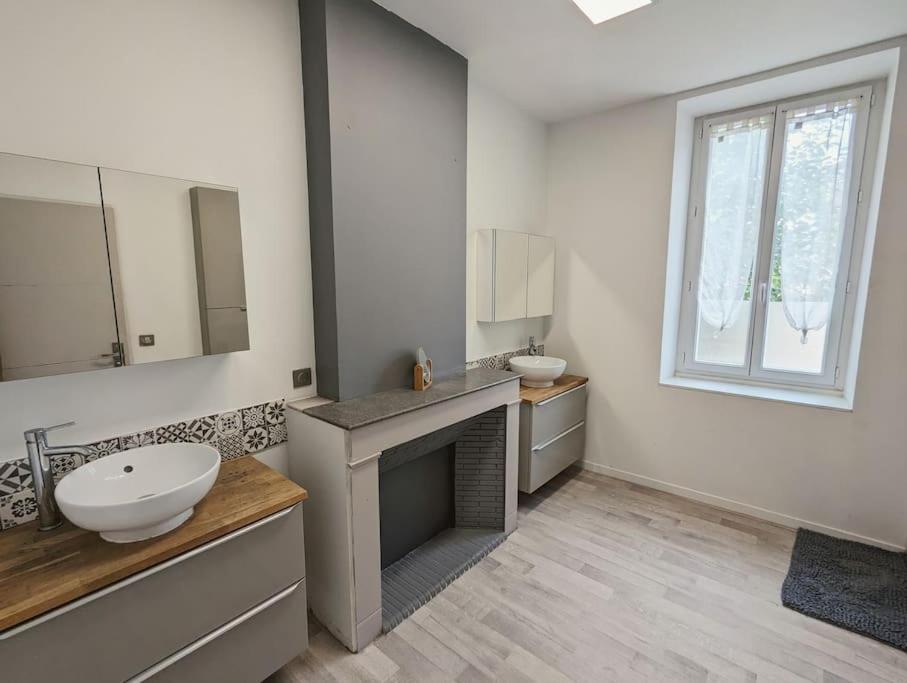 A 5Mn De La Reserve Africaine, Charmante Maison De Village Avec Patio سيجيان المظهر الخارجي الصورة