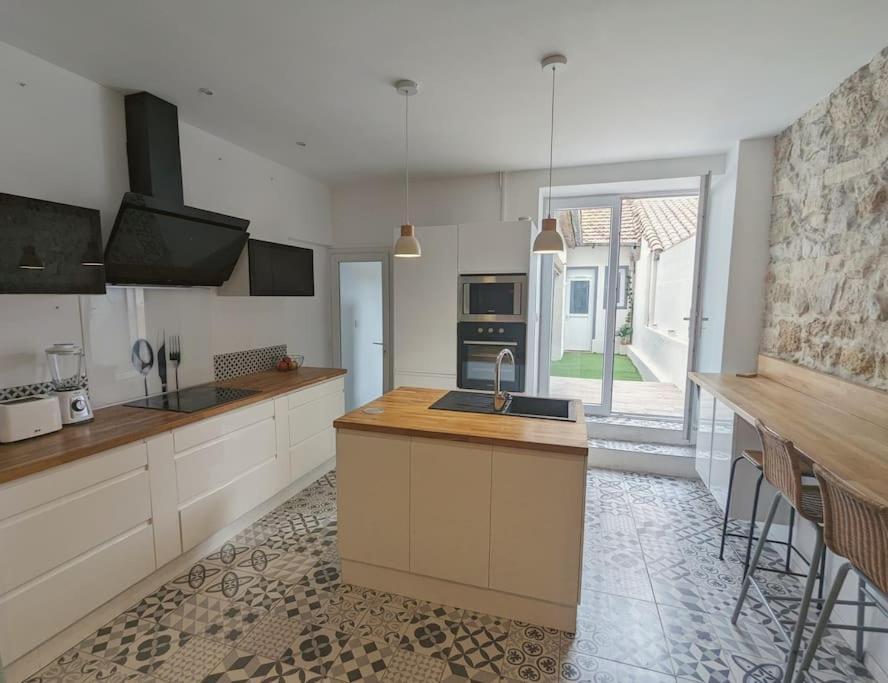 A 5Mn De La Reserve Africaine, Charmante Maison De Village Avec Patio سيجيان المظهر الخارجي الصورة